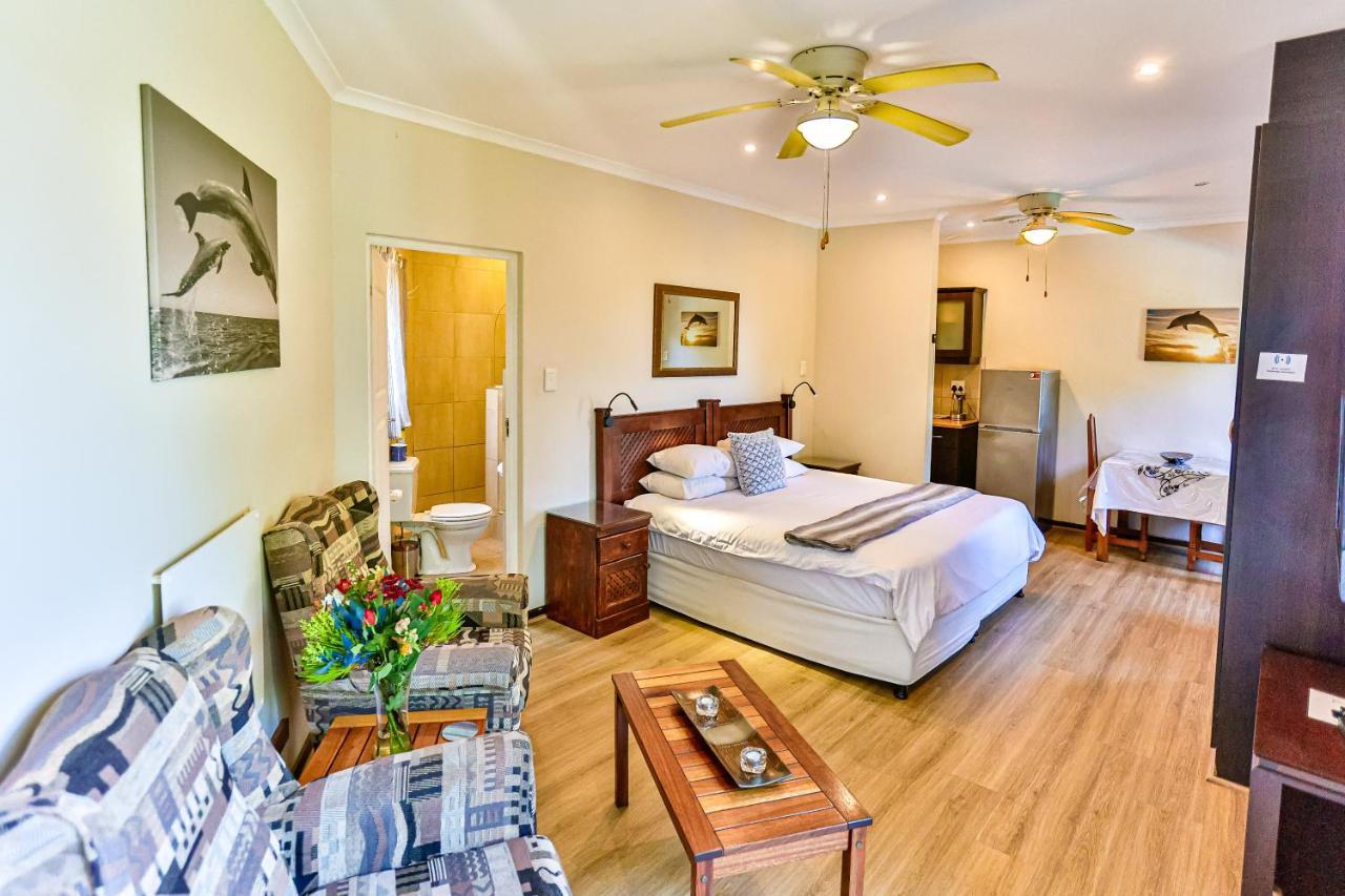 Zuider Zee Guest House Ballito Exterior photo
