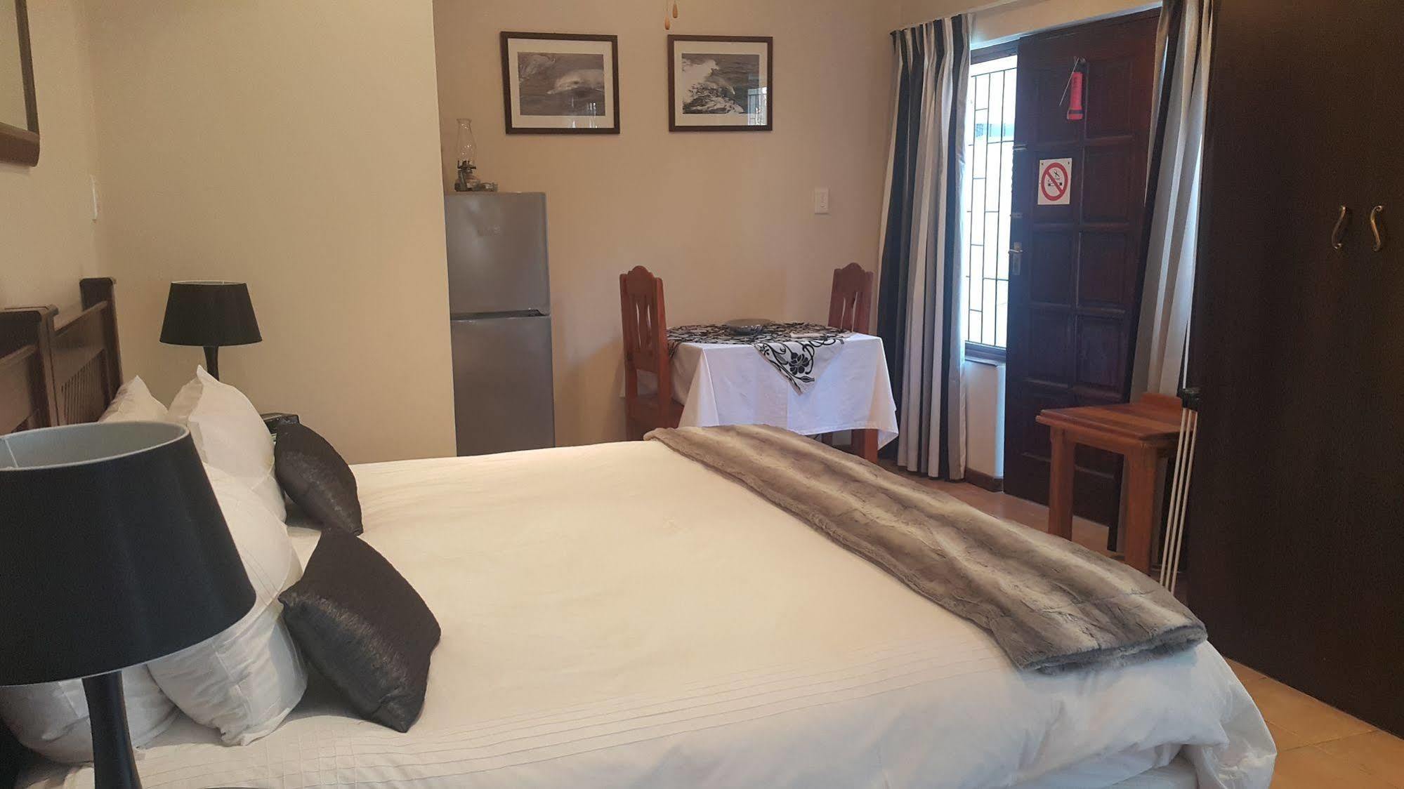 Zuider Zee Guest House Ballito Exterior photo