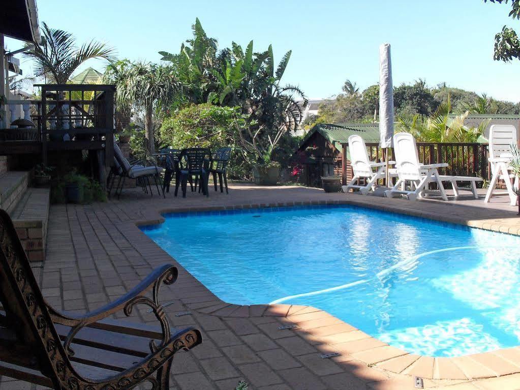 Zuider Zee Guest House Ballito Exterior photo