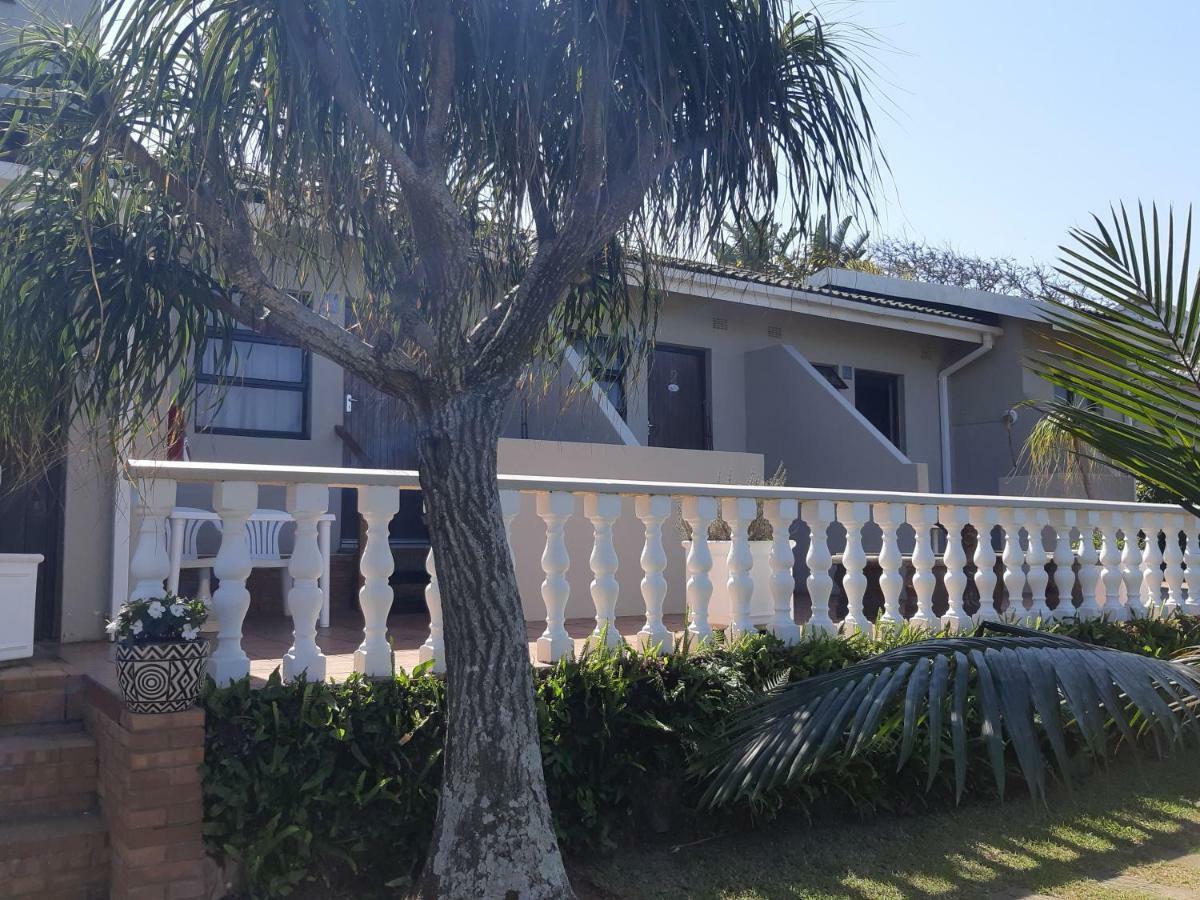 Zuider Zee Guest House Ballito Exterior photo