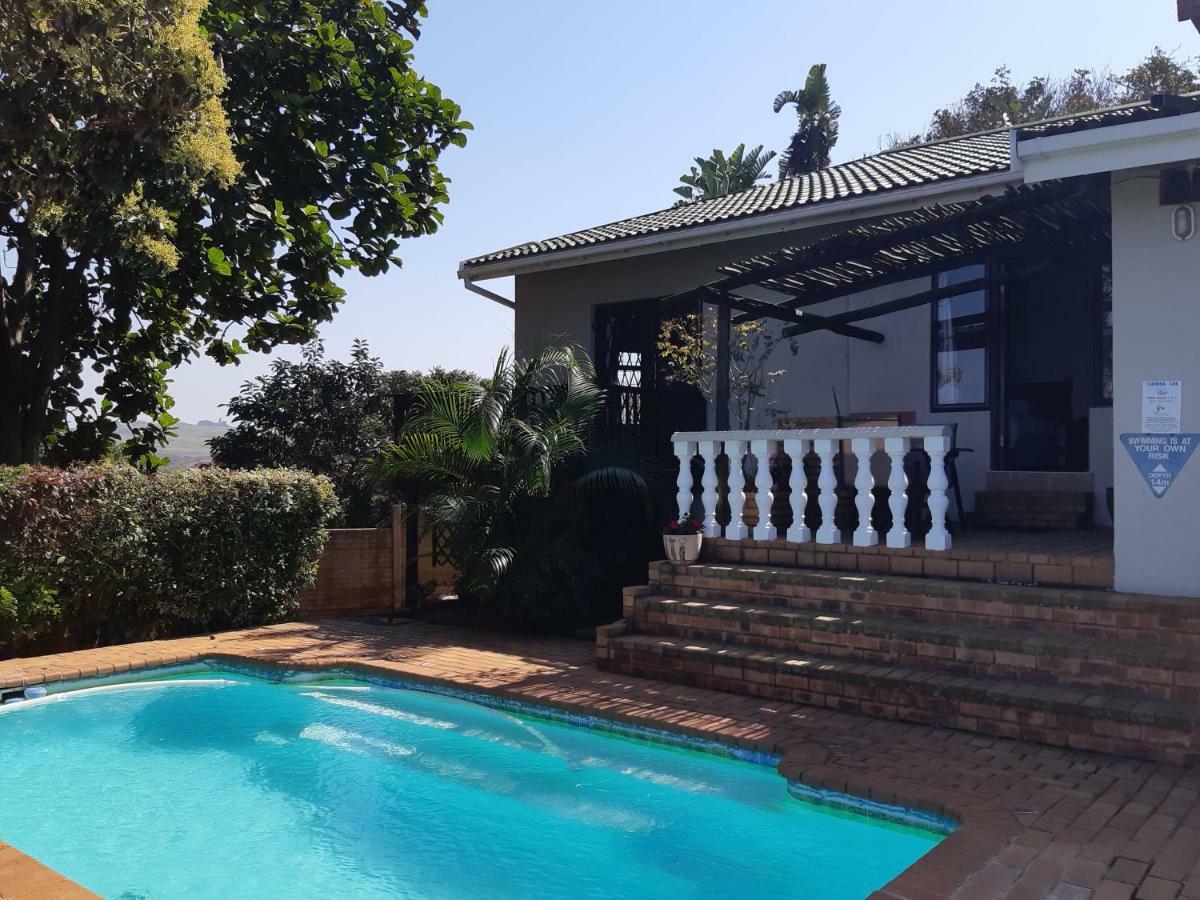 Zuider Zee Guest House Ballito Exterior photo